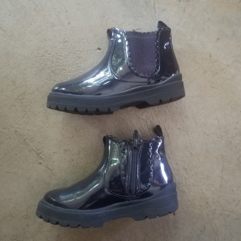 2 For $15 Zara Toddler Patent Boots Navy size 22